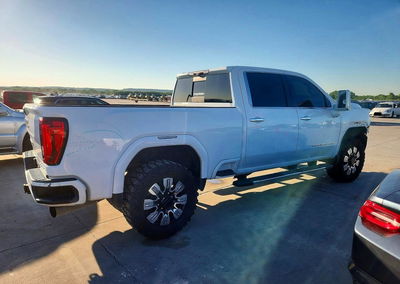2020 Gmc Sierra K2500 Denali, Front End damage, Copart lot 53389916, photo 3 of 13