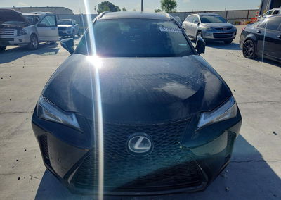 2019 Lexus Ux 200, daño Trasero, Copart lote 57297686, foto 5 de 15