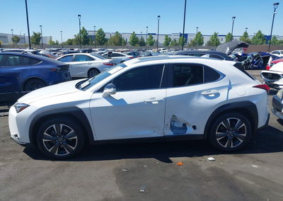 2019 Lexus Ux 200, Left Side damage, Iaai lot 45403461, photo 6 of 16