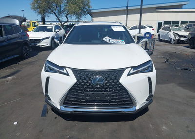 2019 Lexus Ux 200, Left Side damage, Iaai lot 45403461, photo 12 of 16