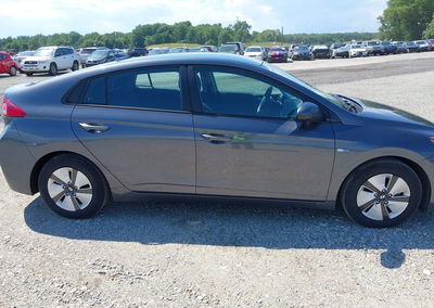 2019 Hyundai Ioniq Hybrid Blue, daño Normal Wear & Tear, Iaai lote 45423357, foto 18 de 21