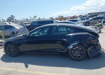 2022 Tesla Model S Dual Motor All-wheel Drive, uszkodzenie: Tył, Iaai lot 45233303, zdjęcie 14 z 22