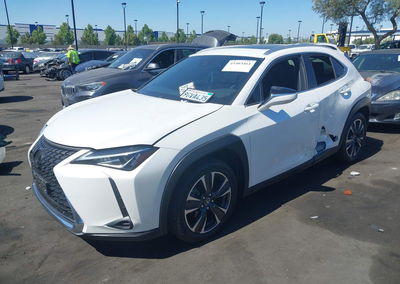 2019 Lexus Ux 200, Left Side damage, Iaai lot 45403461, photo 2 of 16