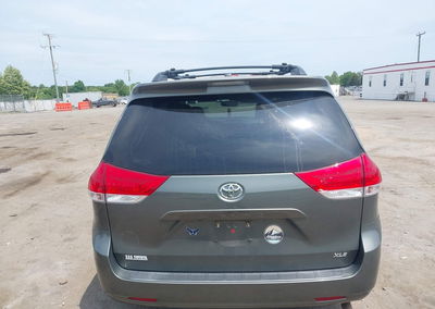 2014 Toyota Sienna Xle V6 8 Passenger, пошкодження: Передня частина, Iaai лот 45339934, фото 17 з 17