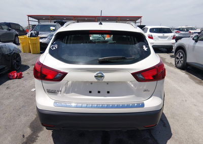 2018 Nissan Rogue Sport Sl, uszkodzenie: Lewy bok, Iaai lot 45240801, zdjęcie 16 z 17