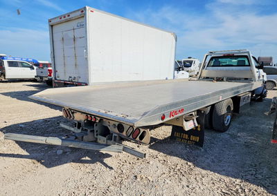 2022 Chevrolet Silverado Medium Duty, Burn - Engine damage, Copart lot 61020306, photo 3 of 13