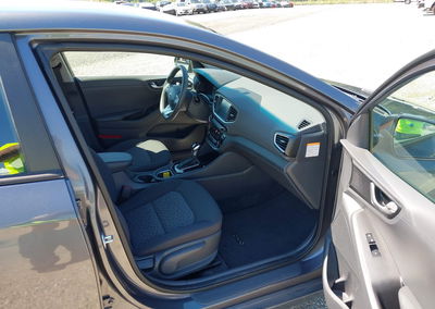 2019 Hyundai Ioniq Hybrid Blue, daño Normal Wear & Tear, Iaai lote 45423357, foto 5 de 21