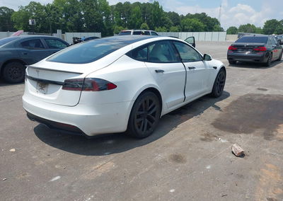 2021 Tesla Model S Long Range Dual Motor All-wheel Drive, uszkodzenie: Prawy bok, Iaai lot 45330998, zdjęcie 4 z 19