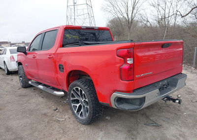 2021 Chevrolet Silverado 1500 2wd  Short Bed Lt, Front End damage, Iaai lot 44627952, photo 3 of 17