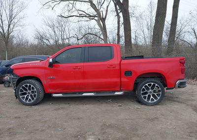2021 Chevrolet Silverado 1500 2wd  Short Bed Lt, Front End damage, Iaai lot 44627952, photo 15 of 17