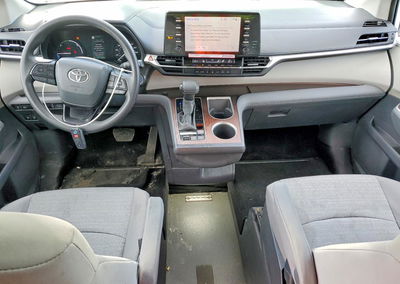 2024 Toyota Sienna Le, uszkodzenie: Tył, Copart lot 77513395, zdjęcie 8 z 14