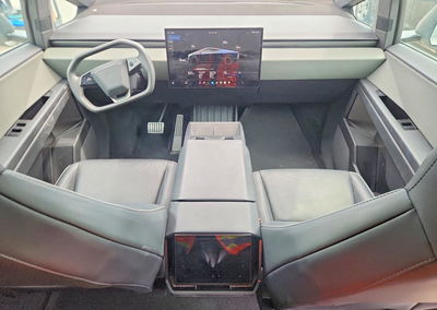 2024 Tesla Cybertruck, daño Trasero, Copart lote 56653746, foto 8 de 12