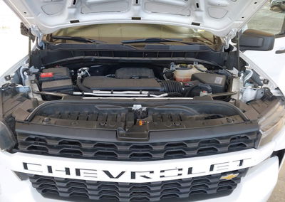 2021 Chevrolet Silverado 1500 2wd  Short Bed Custom, daño Frontal derecho, Iaai lote 45482066, foto 10 de 17
