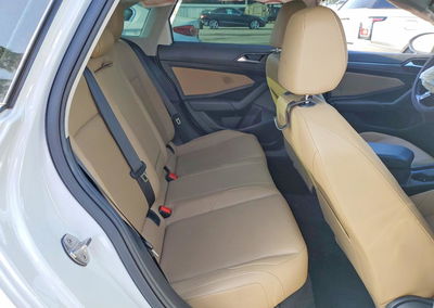 2019 Volkswagen Jetta Sel, пошкодження: Передня частина, Copart лот 56169856, фото 10 з 14