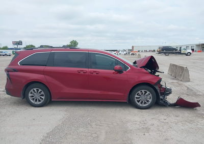 2025 Toyota Sienna Le, daño Frontal, Iaai lote 45374933, foto 14 de 17