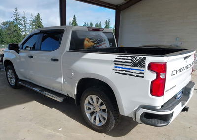 2021 Chevrolet Silverado 1500 2wd  Short Bed Custom, daño Frontal derecho, Iaai lote 45482066, foto 3 de 17