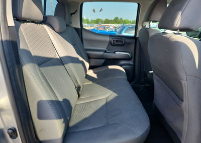 2022 Toyota Tacoma Sr5 V6, uszkodzenie: Tył, Copart lot 59003946, zdjęcie 10 z 12