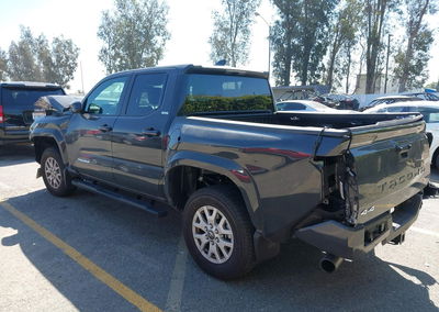 2025 Toyota Tacoma Sr5, daño Front & Rear, Iaai lote 44583839, foto 3 de 20