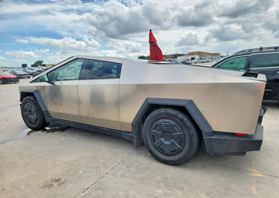 2024 Tesla Cybertruck, daño Trasero, Copart lote 56653746, foto 2 de 12