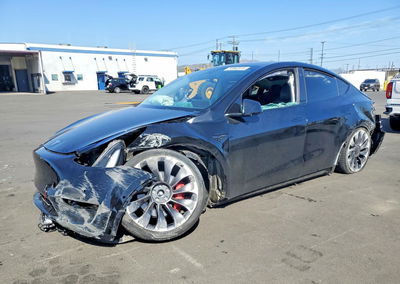2022 Tesla Model Y, пошкодження: Передня частина, Copart лот 51842816, фото 1 з 15