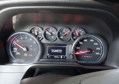 2021 Chevrolet Silverado 1500 2wd  Short Bed Custom, daño Frontal derecho, Iaai lote 45482066, foto 7 de 17