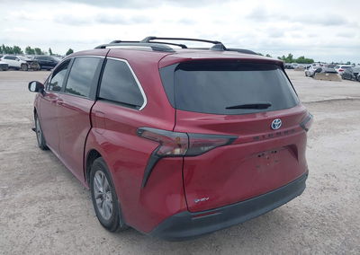 2025 Toyota Sienna Le, daño Frontal, Iaai lote 45374933, foto 3 de 17