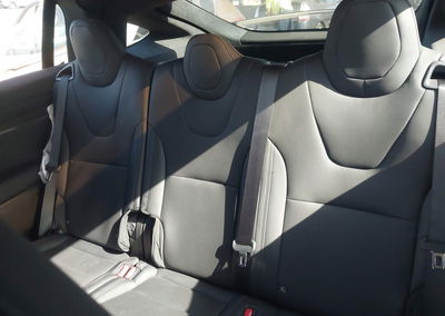 2023 Tesla Model X Dual Motor All-wheel Drive/standard Range, daño Lateral derecho, Iaai lote 45188239, foto 8 de 20