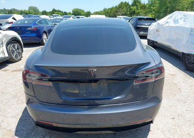 2021 Tesla Model S Long Range Dual Motor All-wheel Drive, daño Mecánico, Iaai lote 45511477, foto 15 de 17