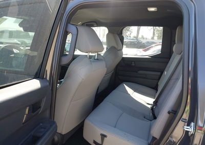 2025 Toyota Tacoma Sr5, daño Front & Rear, Iaai lote 44583839, foto 8 de 20
