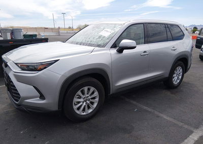 2025 Toyota Grand Highlander Xle, пошкодження: Задня частина, Iaai лот 44961174, фото 2 з 17