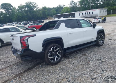 2024 Chevrolet Silverado Ev First-edition Rst 4wd, daño Lateral izquierdo, Iaai lote 45181117, foto 4 de 17
