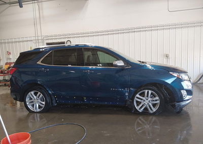 2020 Chevrolet Equinox Awd Premier 2.0l Turbo, Right Side damage, Iaai lot 45279982, photo 14 of 17