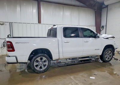 2021 Ram 1500 Laramie, daño Frontal, Copart lote 50790566, foto 3 de 14