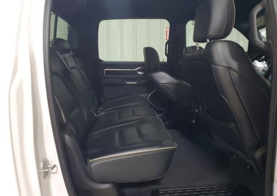 2021 Ram 1500 Laramie, daño Frontal, Copart lote 50790566, foto 10 de 14