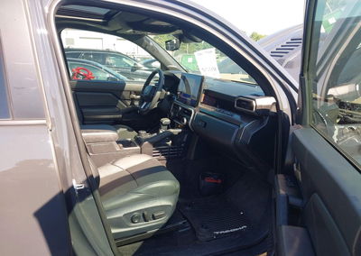 2025 Toyota Tacoma Hybrid Trd Sport 4wd, uszkodzenie: Left & Right Side, Iaai lot 45424348, zdjęcie 5 z 18
