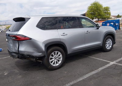 2025 Toyota Grand Highlander Xle, пошкодження: Задня частина, Iaai лот 44961174, фото 4 з 17