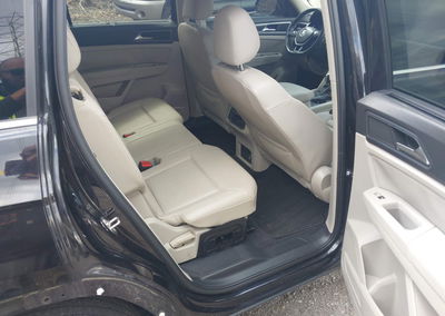 2019 Volkswagen Atlas 3.6l V6 Se W/technology, daño Lateral derecho, Iaai lote 44907917, foto 8 de 17