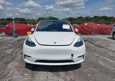 2024 Tesla Model Y Long Range Single Motor Rear-wheel Drive/rwd, uszkodzenie: Tył, Iaai lot 45466320, zdjęcie 13 z 21