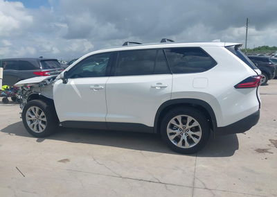 2026 Toyota Grand Highlander Hybrid Limited, uszkodzenie: Przód, Iaai lot 45256712, zdjęcie 14 z 16