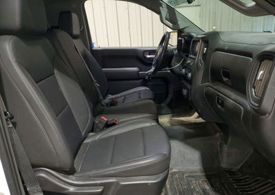 2023 Chevrolet Silverado C1500, daño Abolladuras/rayones menores, Copart lote 58602056, foto 10 de 12