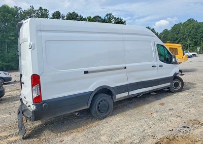 2024 Ford T 350, daño Frontal, Copart lote 52076366, foto 3 de 13