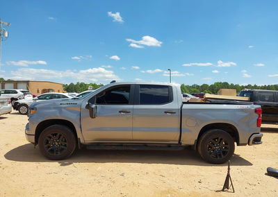 2025 Chevrolet Silverado 1500 4wd  Short Bed Custom, uszkodzenie: Left & Right Side, Iaai lot 45032873, zdjęcie 15 z 17