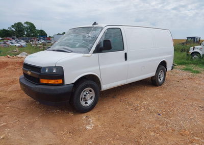 2020 Chevrolet Express Cargo Rwd 2500 Regular Wheelbase Wt, пошкодження: Град, Iaai лот 45318980, фото 2 з 15