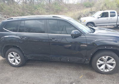 2019 Volkswagen Atlas 3.6l V6 Se W/technology, daño Lateral derecho, Iaai lote 44907917, foto 14 de 17