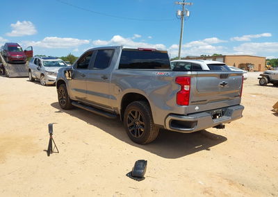 2025 Chevrolet Silverado 1500 4wd  Short Bed Custom, uszkodzenie: Left & Right Side, Iaai lot 45032873, zdjęcie 3 z 17
