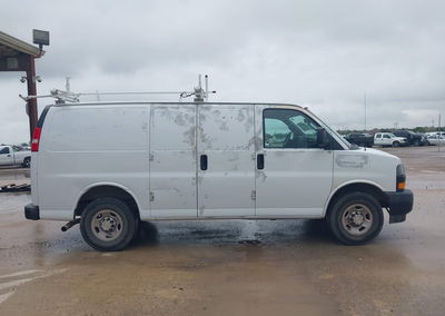 2020 Chevrolet Express Cargo Rwd 2500 Regular Wheelbase Wt, пошкодження: Задня частина, Iaai лот 45600706, фото 13 з 16