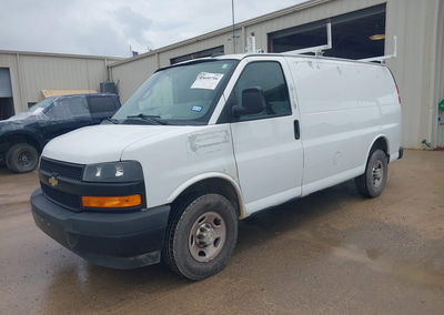 2020 Chevrolet Express Cargo Rwd 2500 Regular Wheelbase Wt, пошкодження: Задня частина, Iaai лот 45600706, фото 2 з 16