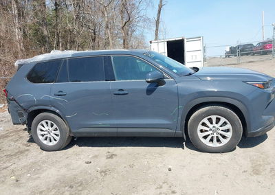2024 Toyota Grand Highlander Xle, пошкодження: Дах, Iaai лот 44843186, фото 13 з 16