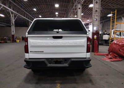 2023 Chevrolet Silverado 1500 2wd  Standard Bed Wt, daño Lateral derecho, Iaai lote 45388703, foto 17 de 17