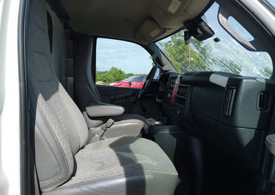 2020 Chevrolet Express Cargo Rwd 2500 Regular Wheelbase Wt, пошкодження: Град, Iaai лот 45318980, фото 5 з 15